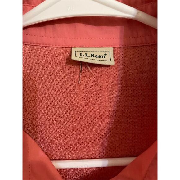 LL Bean Women's Pink Button-Up Vented Shirt Size M Casual Spring - Picture 3 of 6